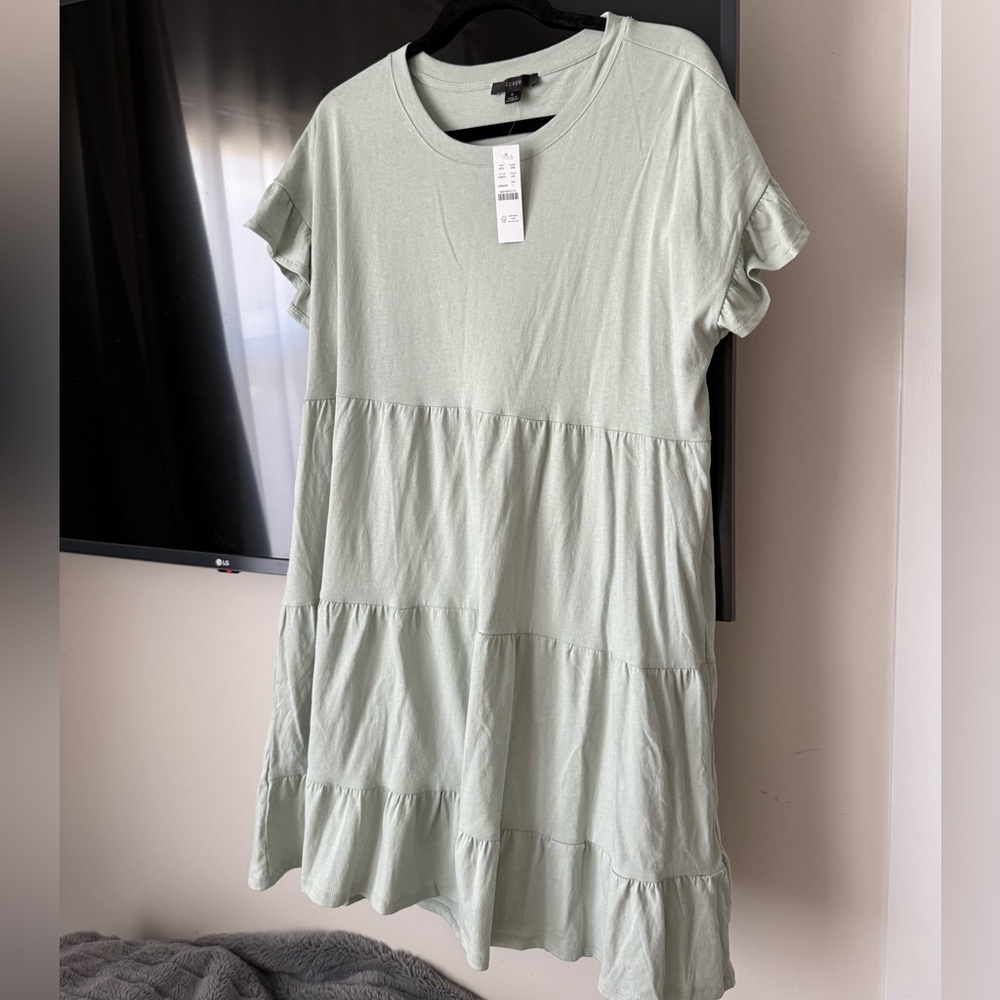NWT J.Crew Tiered dress in broken-in jersey Large Light Mint Green